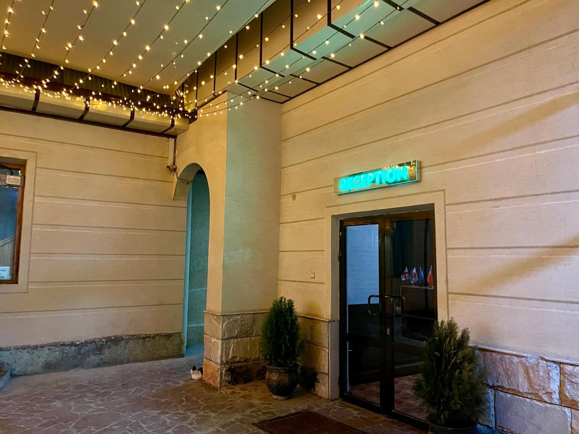 Green Hotel Taschkent Exterior foto